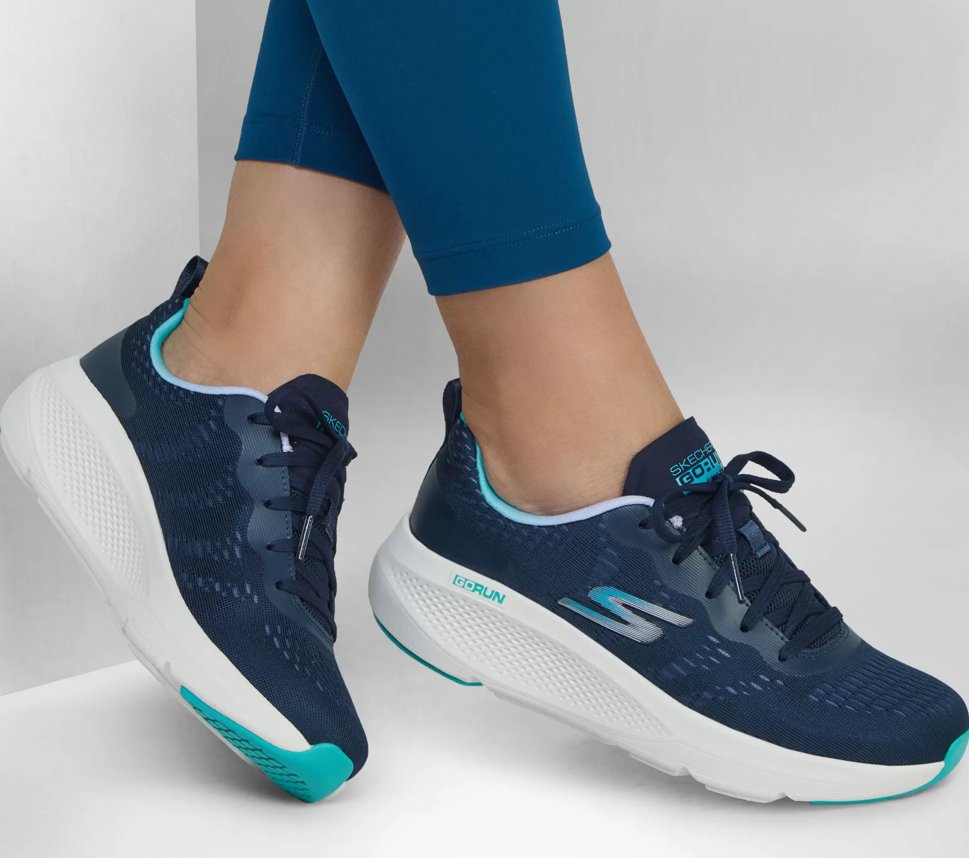Frauen SKECHERS *Go Run Elevate - Double Time