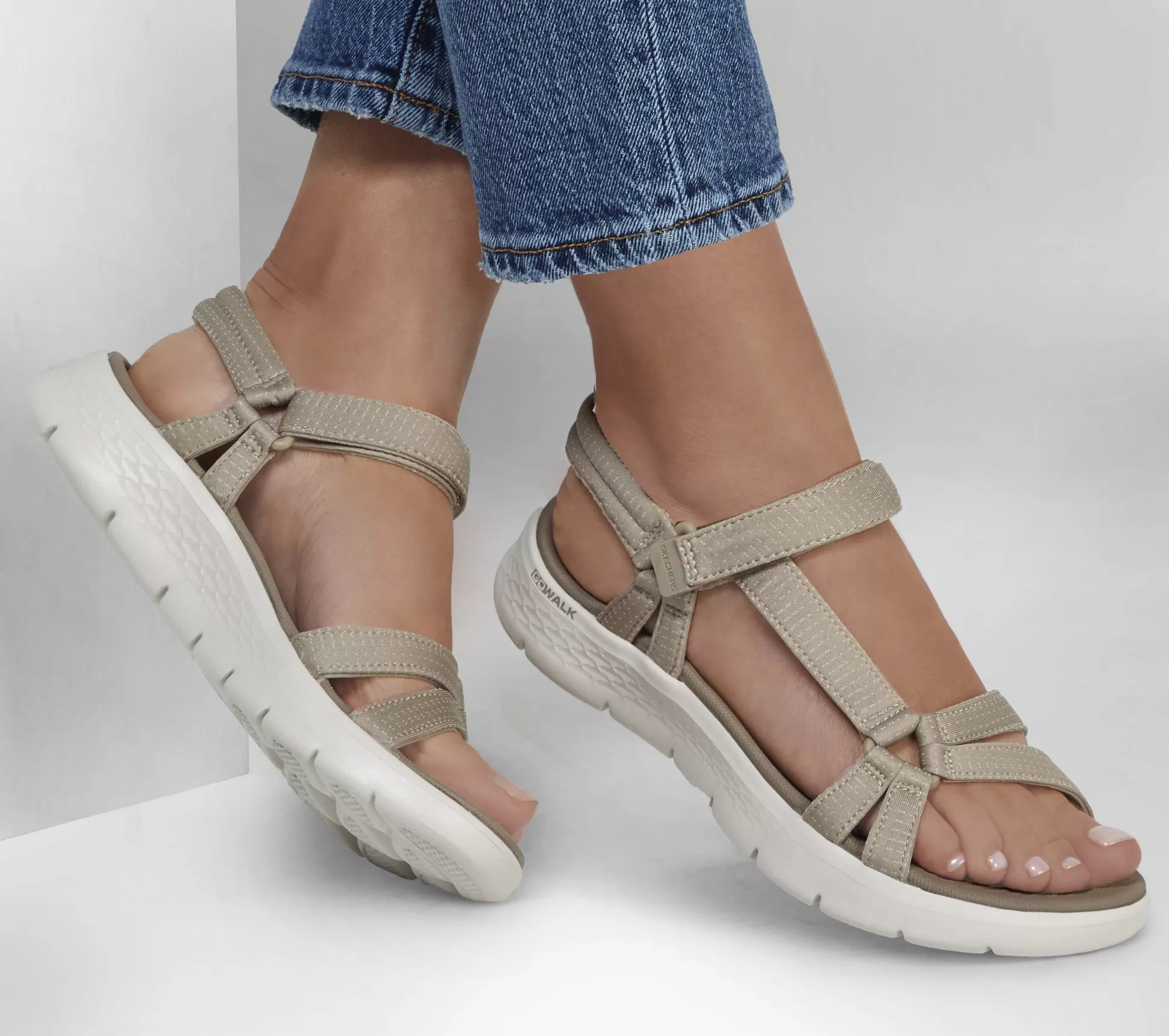 Frauen SKECHERS *Go Walk Flex Sandal - Sublime