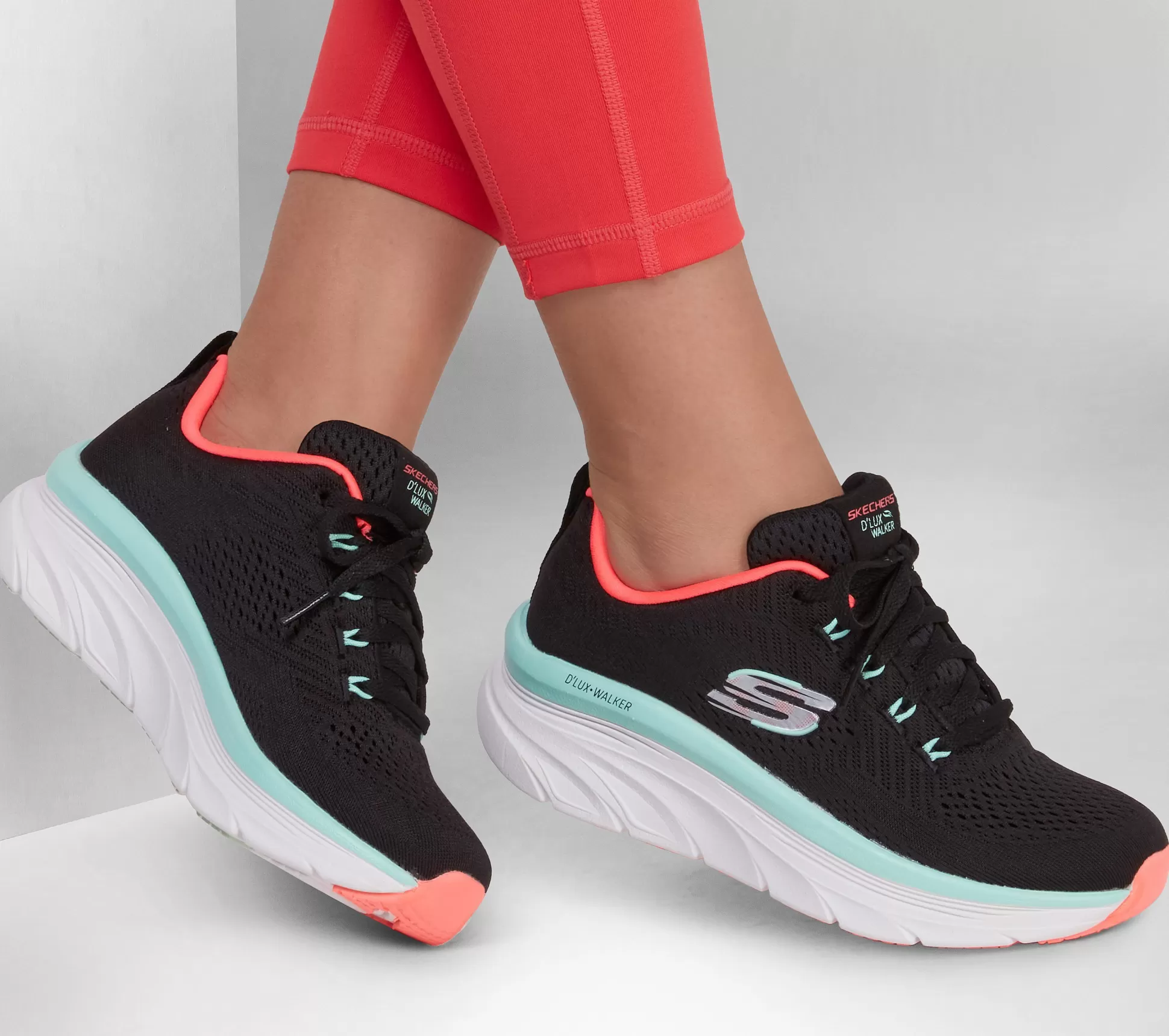 Frauen SKECHERS *Relaxed Fit: D'Lux Walker - Fresh Finesse