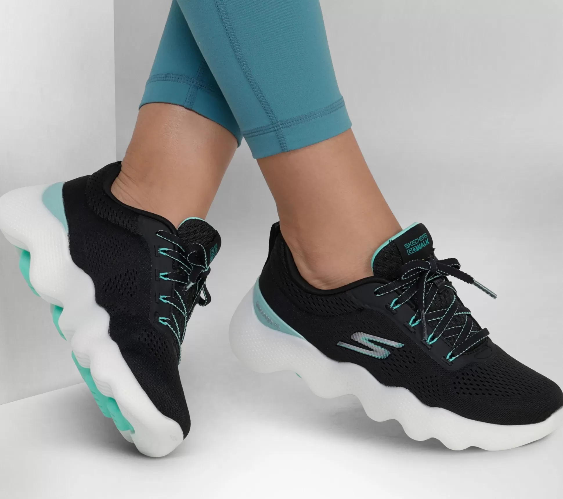Frauen SKECHERS * Go Walk Massage Fit
