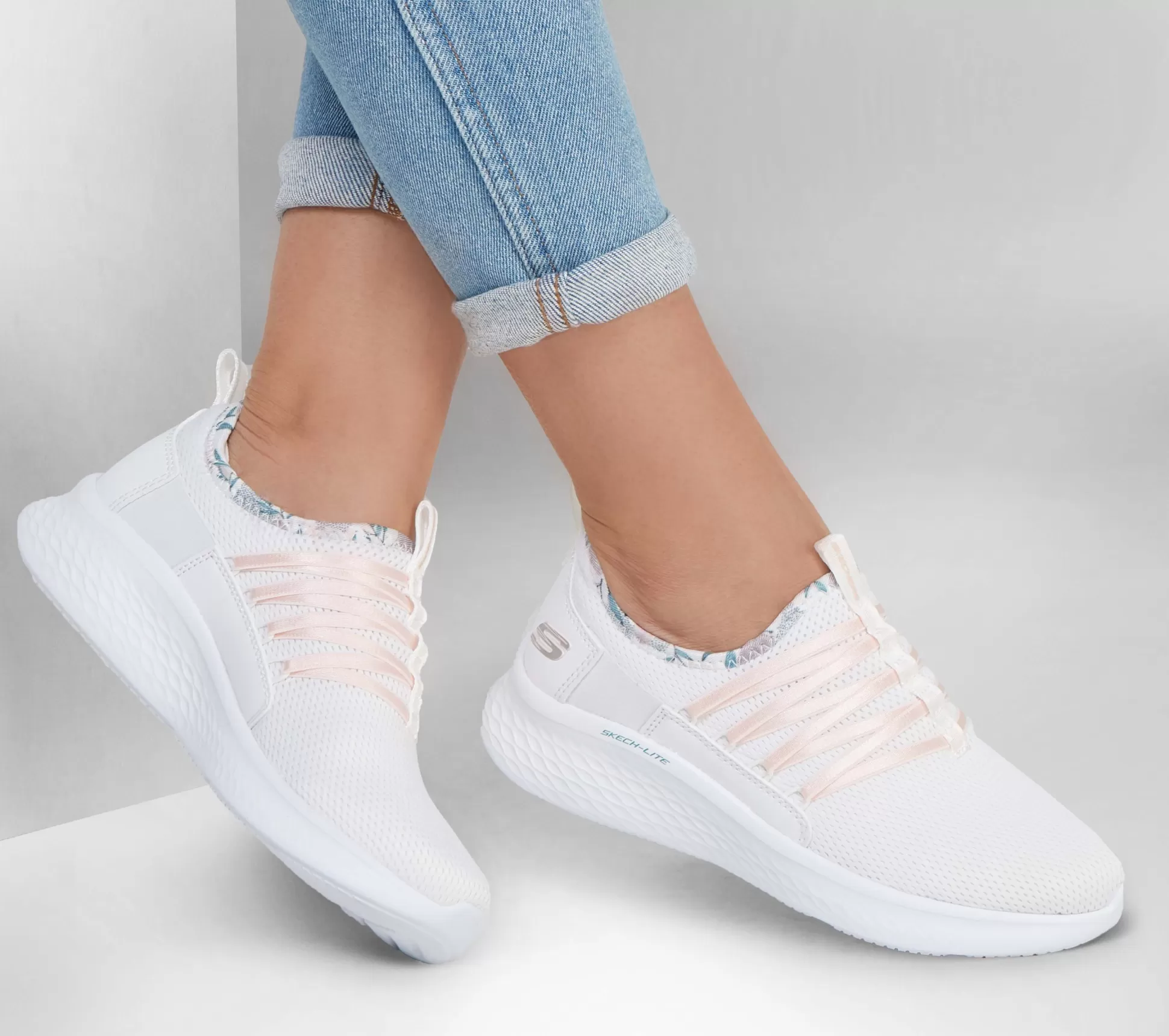 Frauen SKECHERS *Skech-Lite Pro - Flourishing Steps
